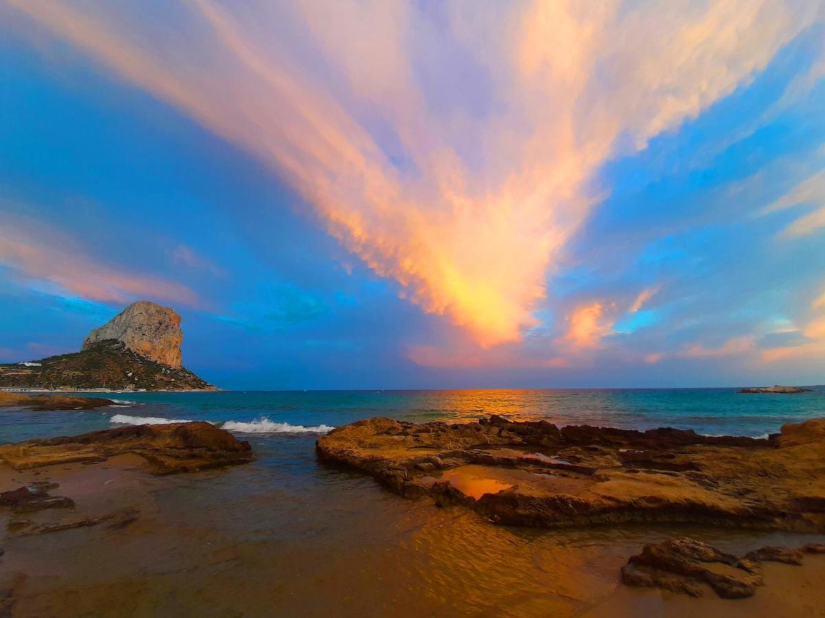 Atico Calpe Primera Linea De Playa Exterior photo